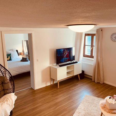 Felix Living 2, Cozy & Modern & Netflix Wohnung Mit Blick Ins Gruene Pasov Exteriér fotografie