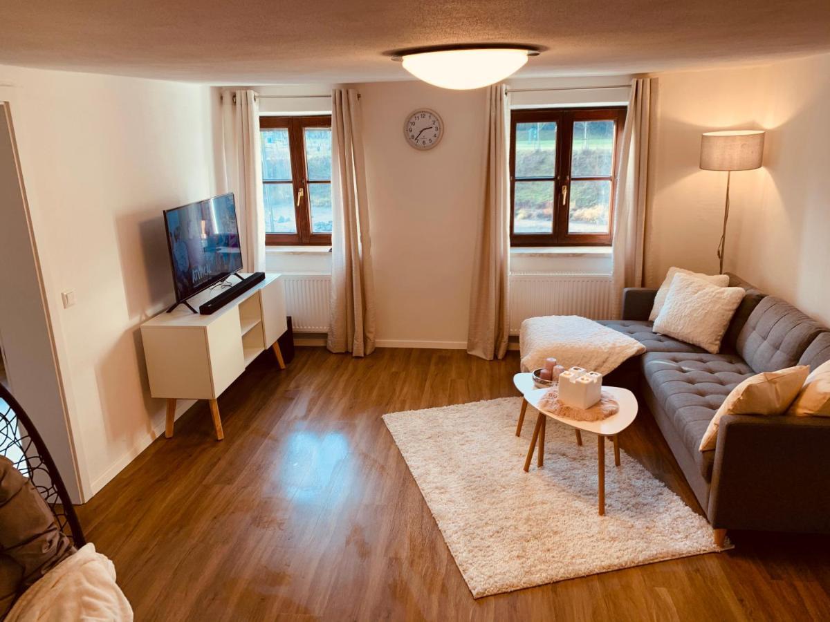 Felix Living 2, Cozy & Modern & Netflix Wohnung Mit Blick Ins Gruene Pasov Exteriér fotografie