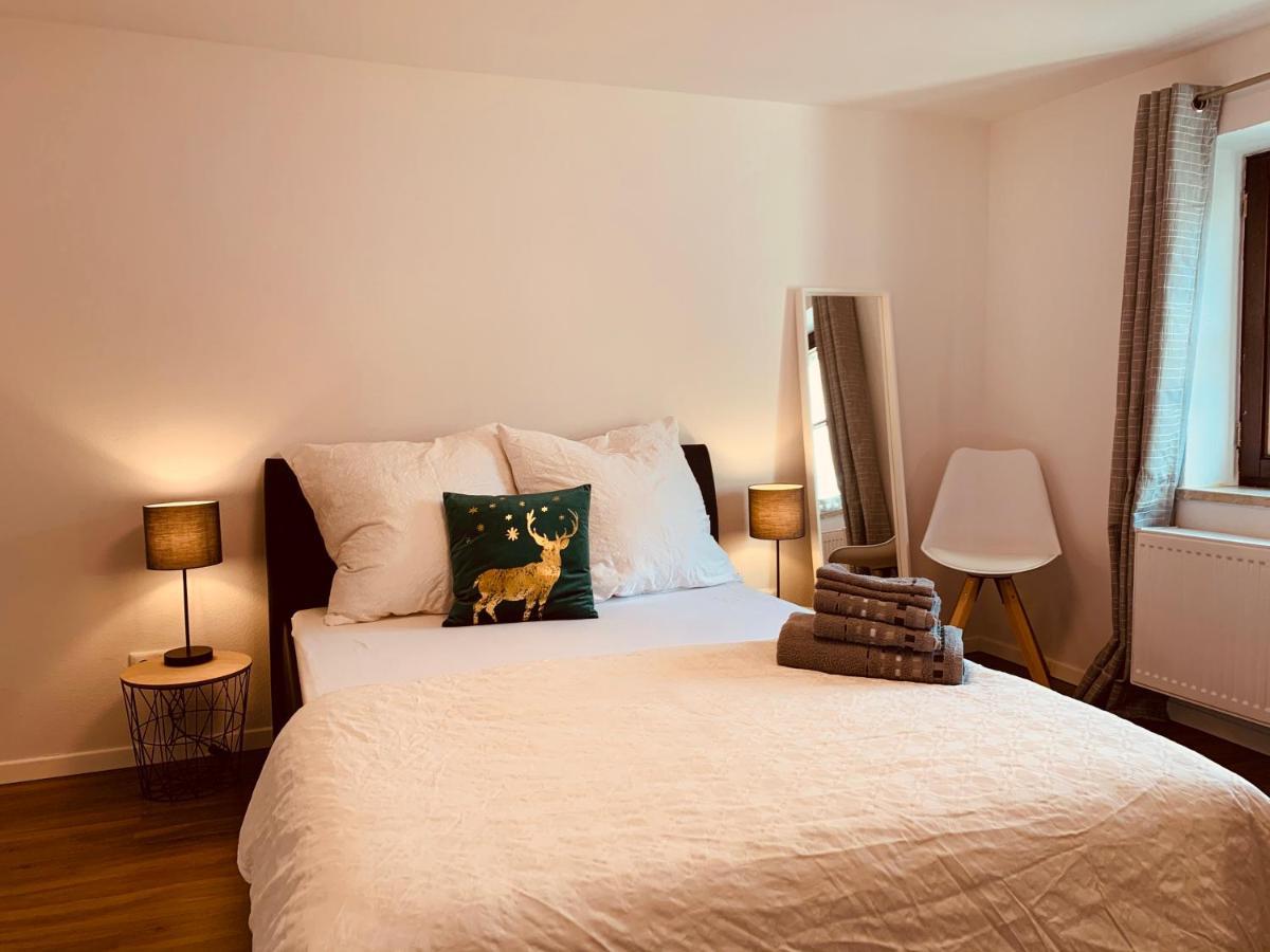 Felix Living 2, Cozy & Modern & Netflix Wohnung Mit Blick Ins Gruene Pasov Exteriér fotografie